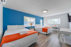 Family Friendly Beach Escape with pool and parking - M41